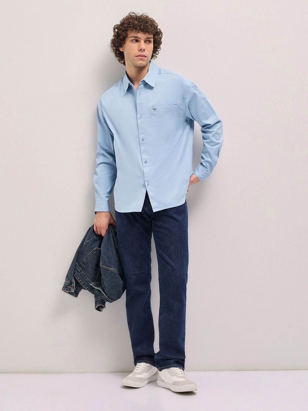 THE BEAR HOUSE Men Spread Collar Solid Cotton Relaxed Fit Casual Shirt