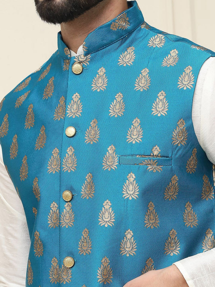 SOJANYA Mandarin Collar Silk Cotton Straight Kurta dengan jaket Churidar & Nehru
