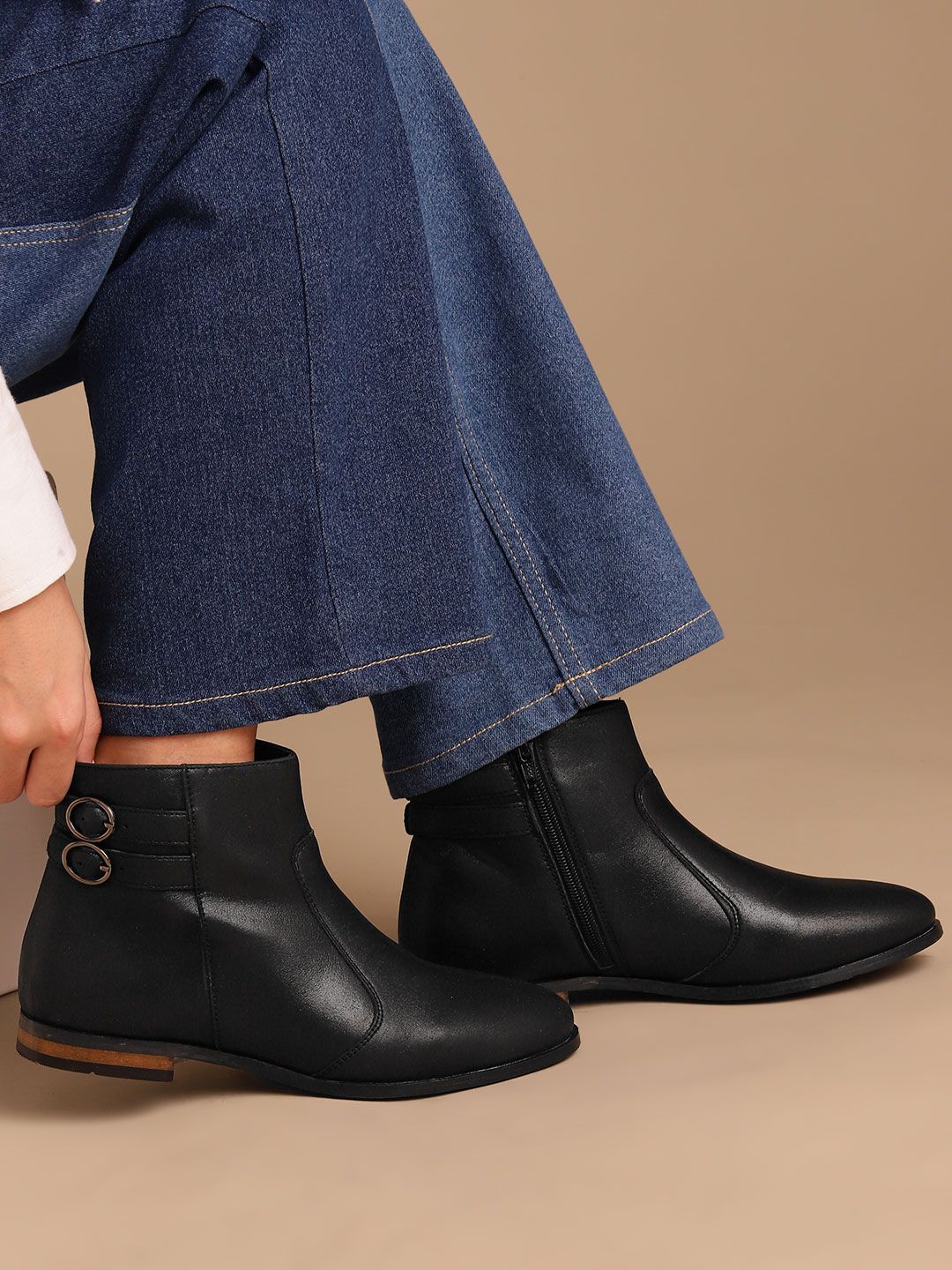 DressBerry Women Mid Top Buckle Detail Regular Boots