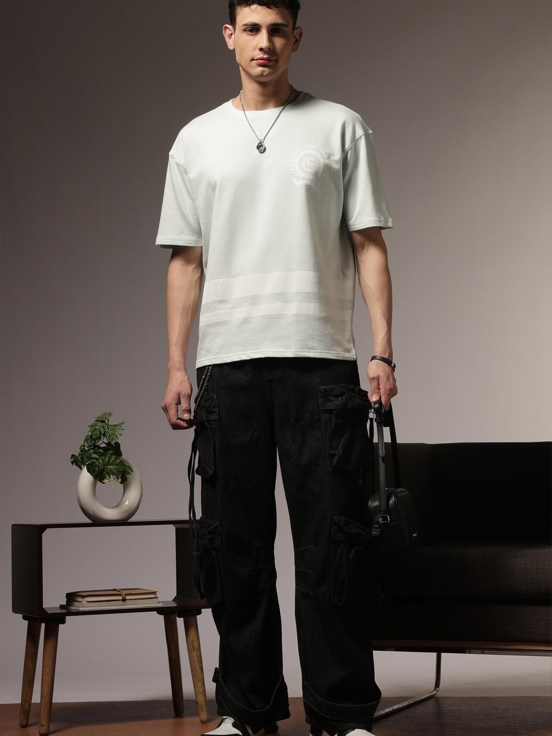 Eszett Ethnic Numero Brand Logo Cotton Round Neck Short Sleeves Oversized T-shirt