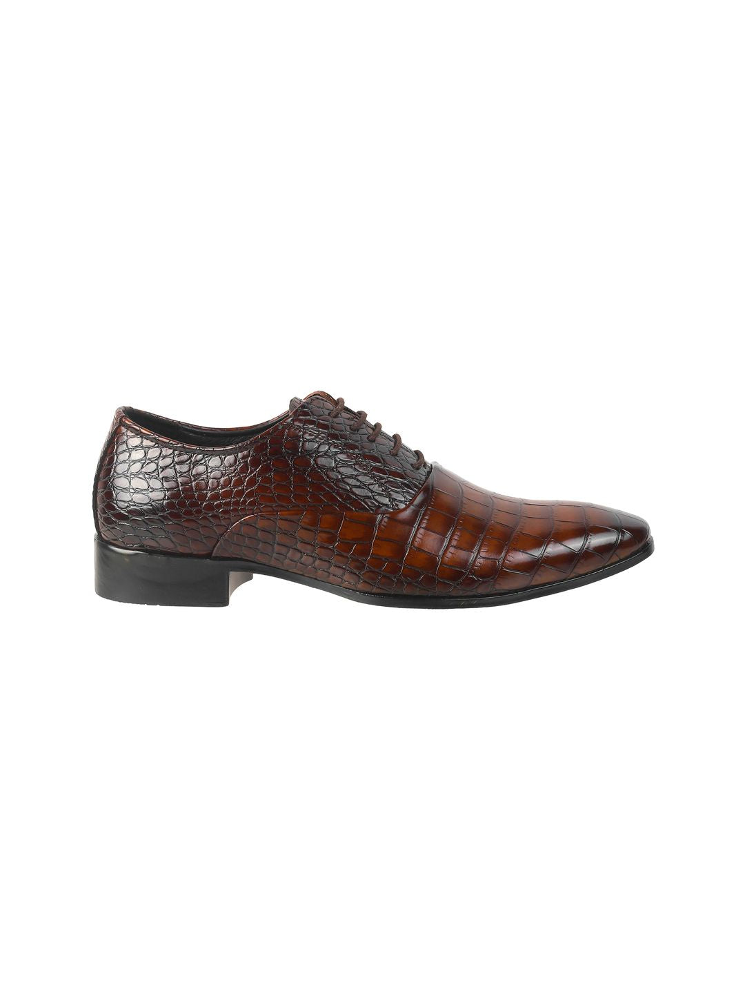 Metro Men Textured Lace Up Leather Brogues
