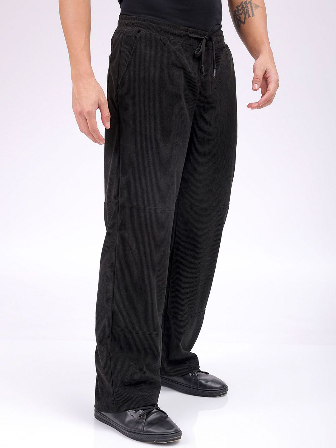 The Indian Garage Co Men Loose Fit Mid-Rise Joggers