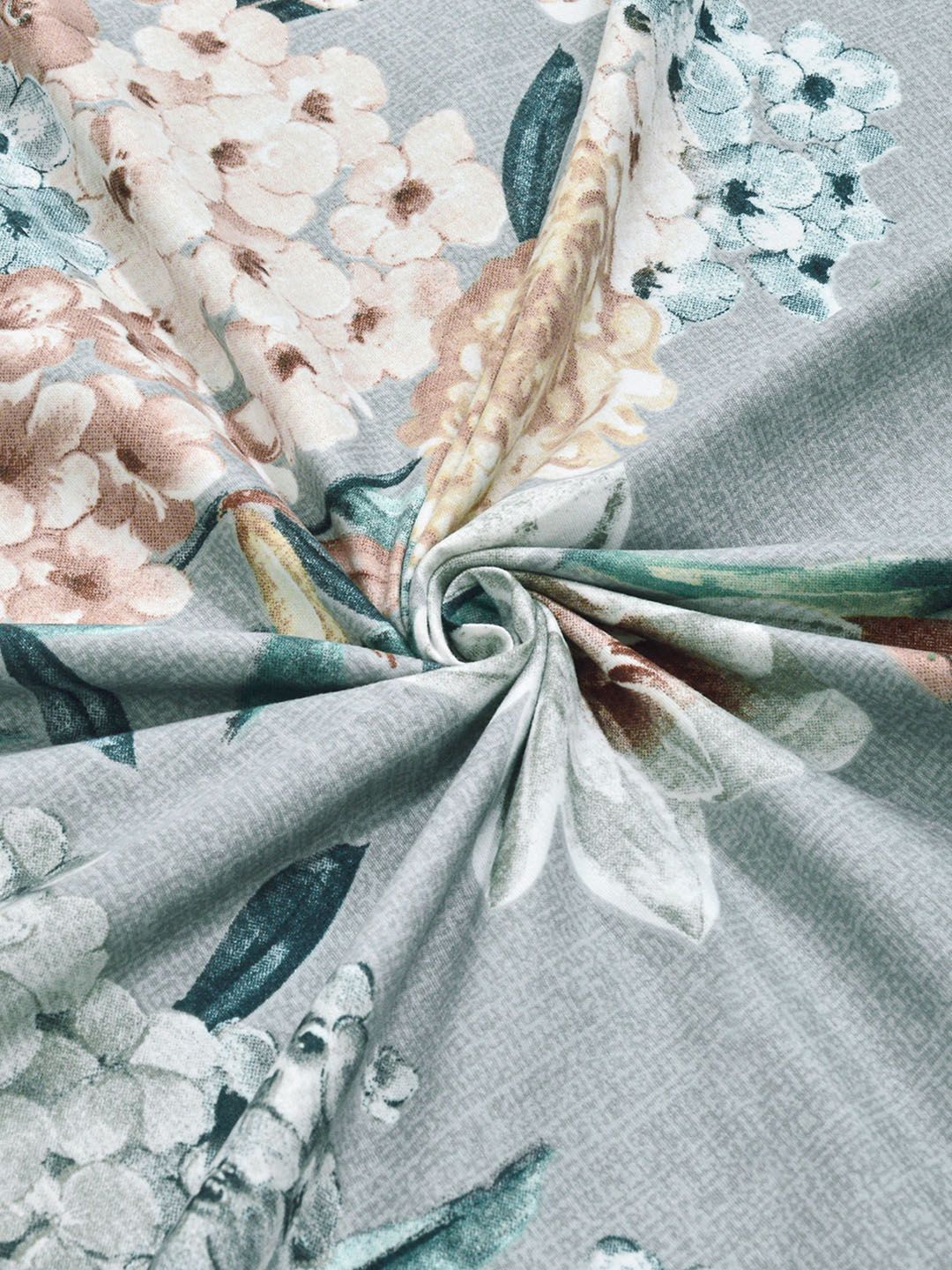 KLOTTHE Grey & Peach Printed 300 TC Double Bedsheet Dengan 2 Sarung Bantal- 2.5 m x 2.25 m