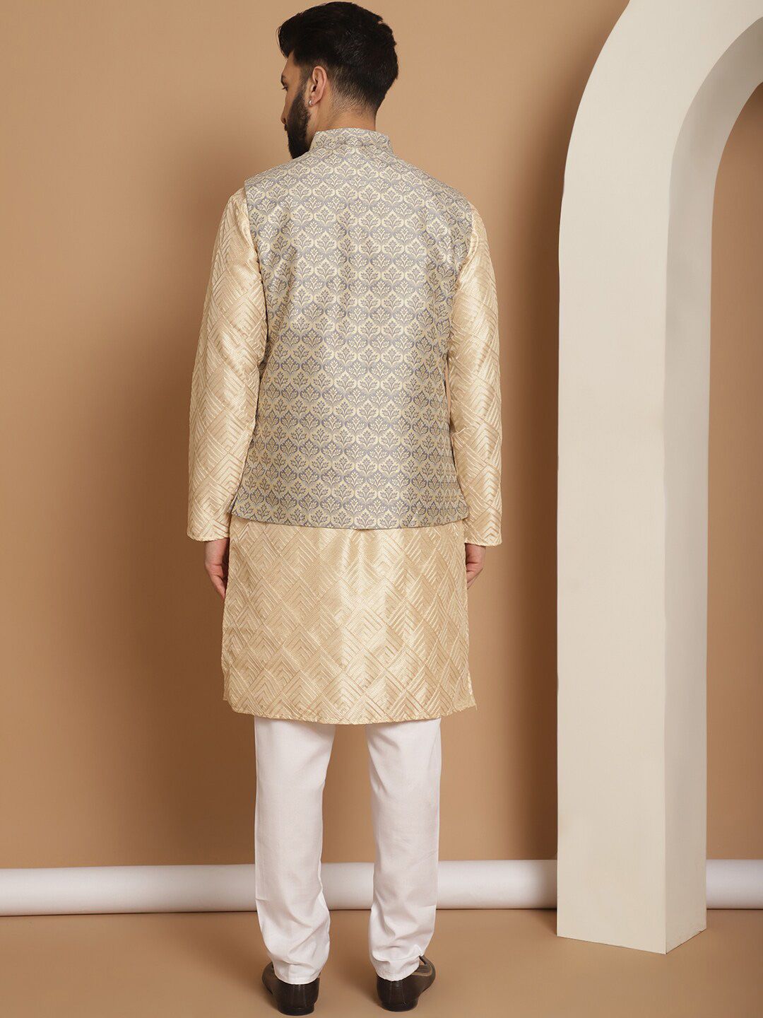 Anouk Embroidered Regular Thread Work Kurta Churidar with Nehru jacket