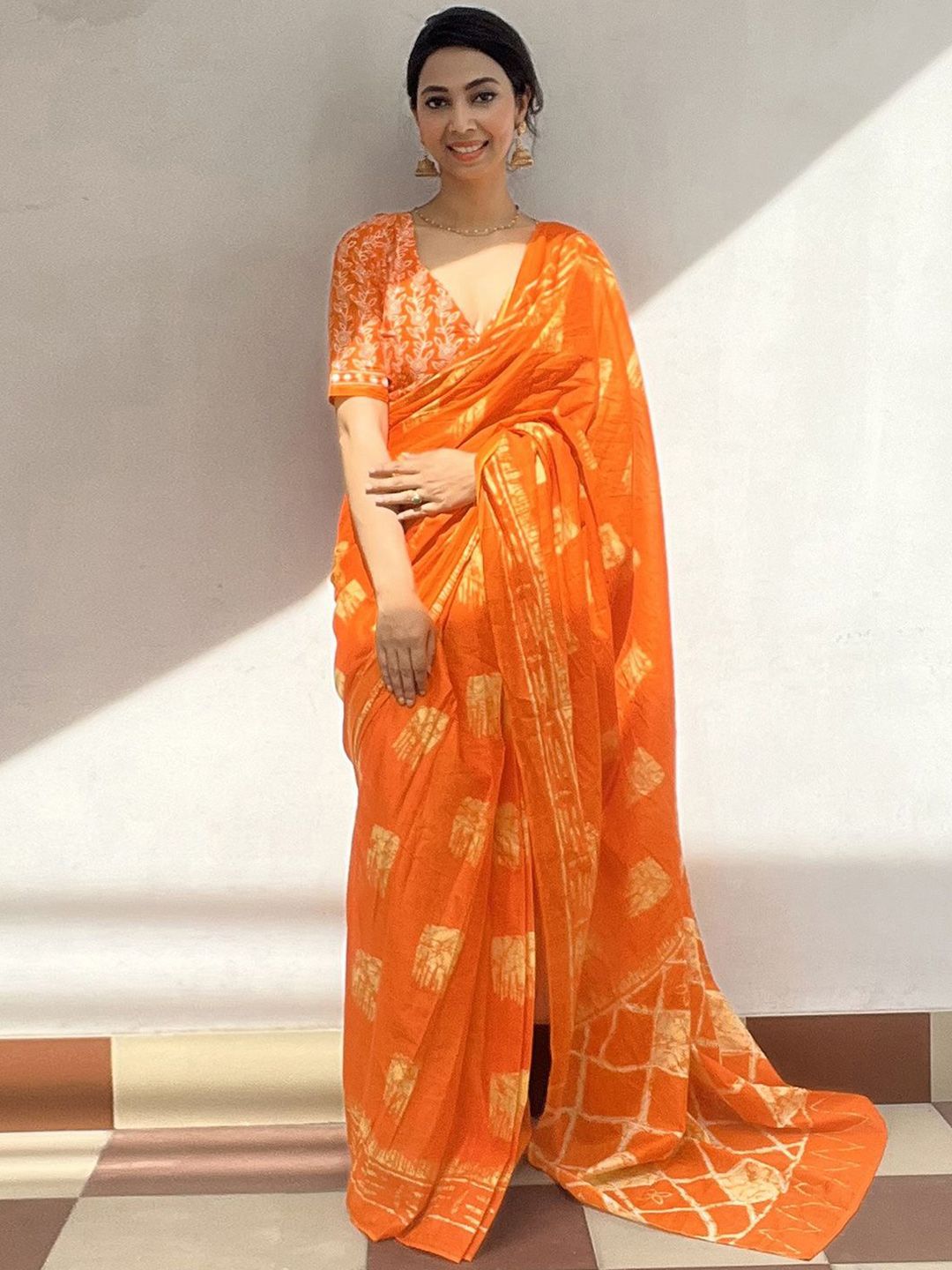 Saree mall Ready to Wear Printed Abstract Block Print Sarees