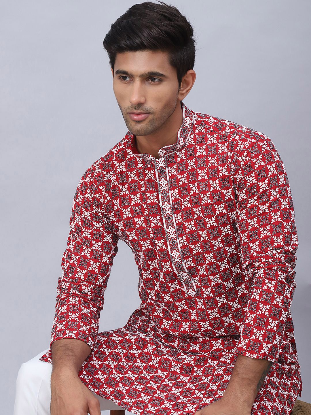 Jompers Floral Embroidered Thread Work Mandarin Collar Straight Kurta with Pyjamas