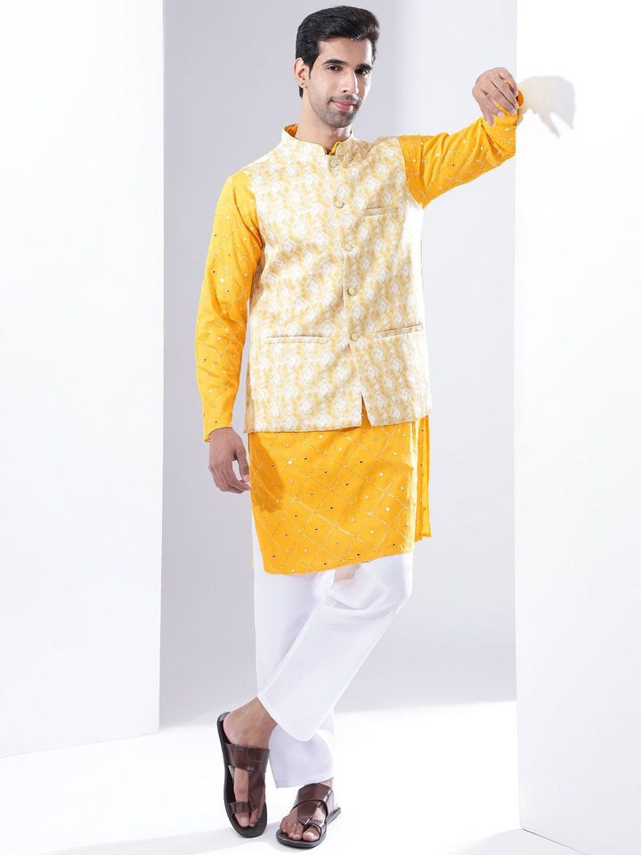 Anouk Men Embroidered Mandarin Collar Pure Cotton Kurta with Pyjamas With Nehru Jacket