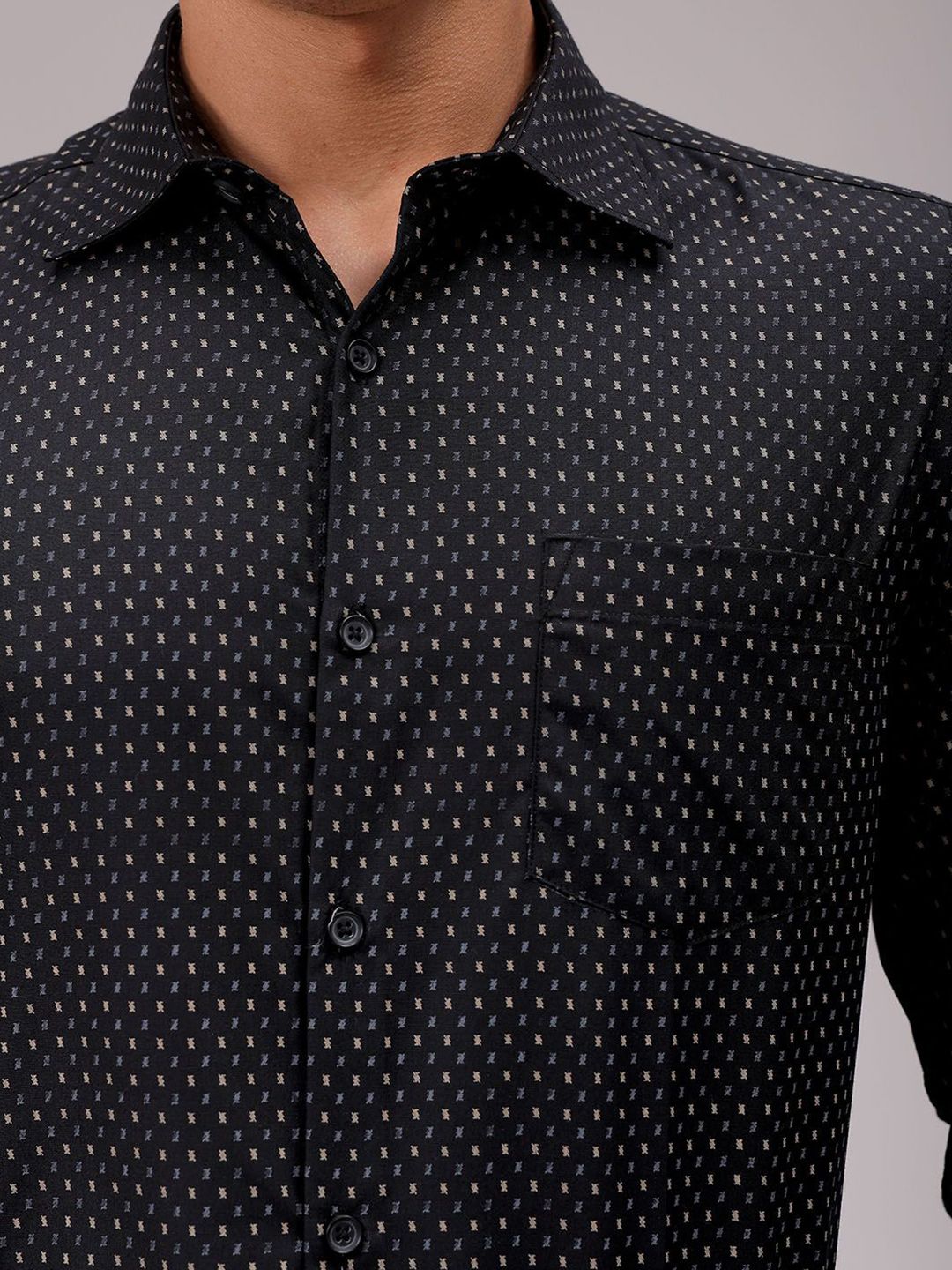The Indian Garage Co. X Luxe Men Cutaway Collar Micro Ditsy Printed Slim Fit Formal Shirt