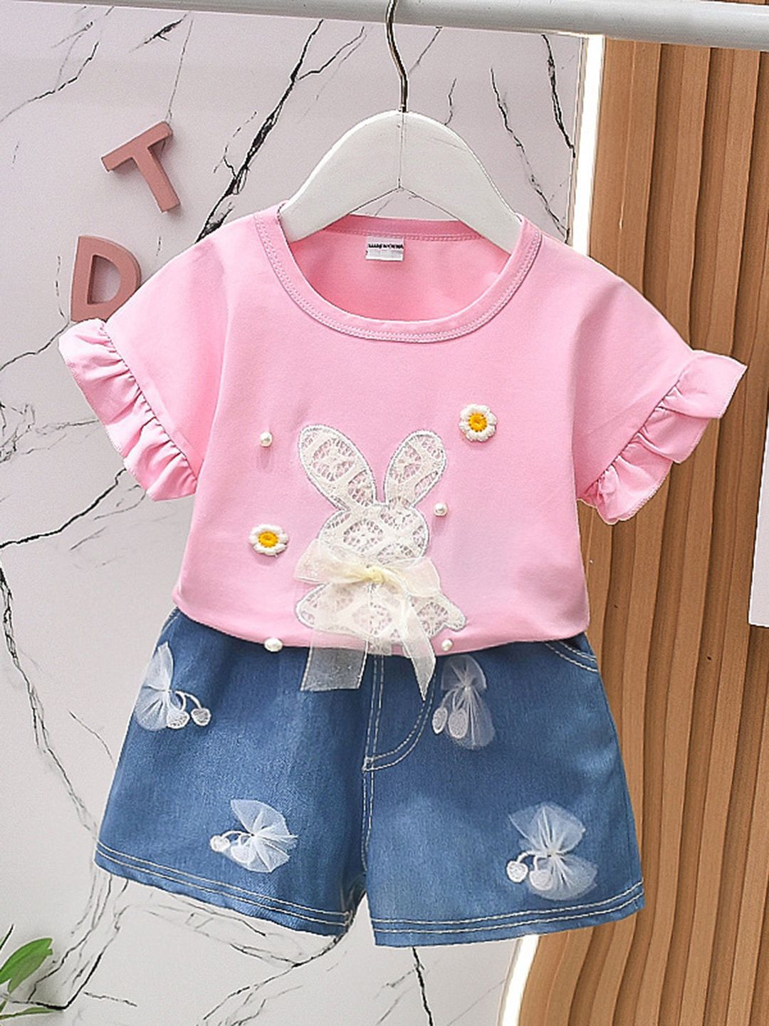 YK Girls Embroidered Round Neck Top With Shorts