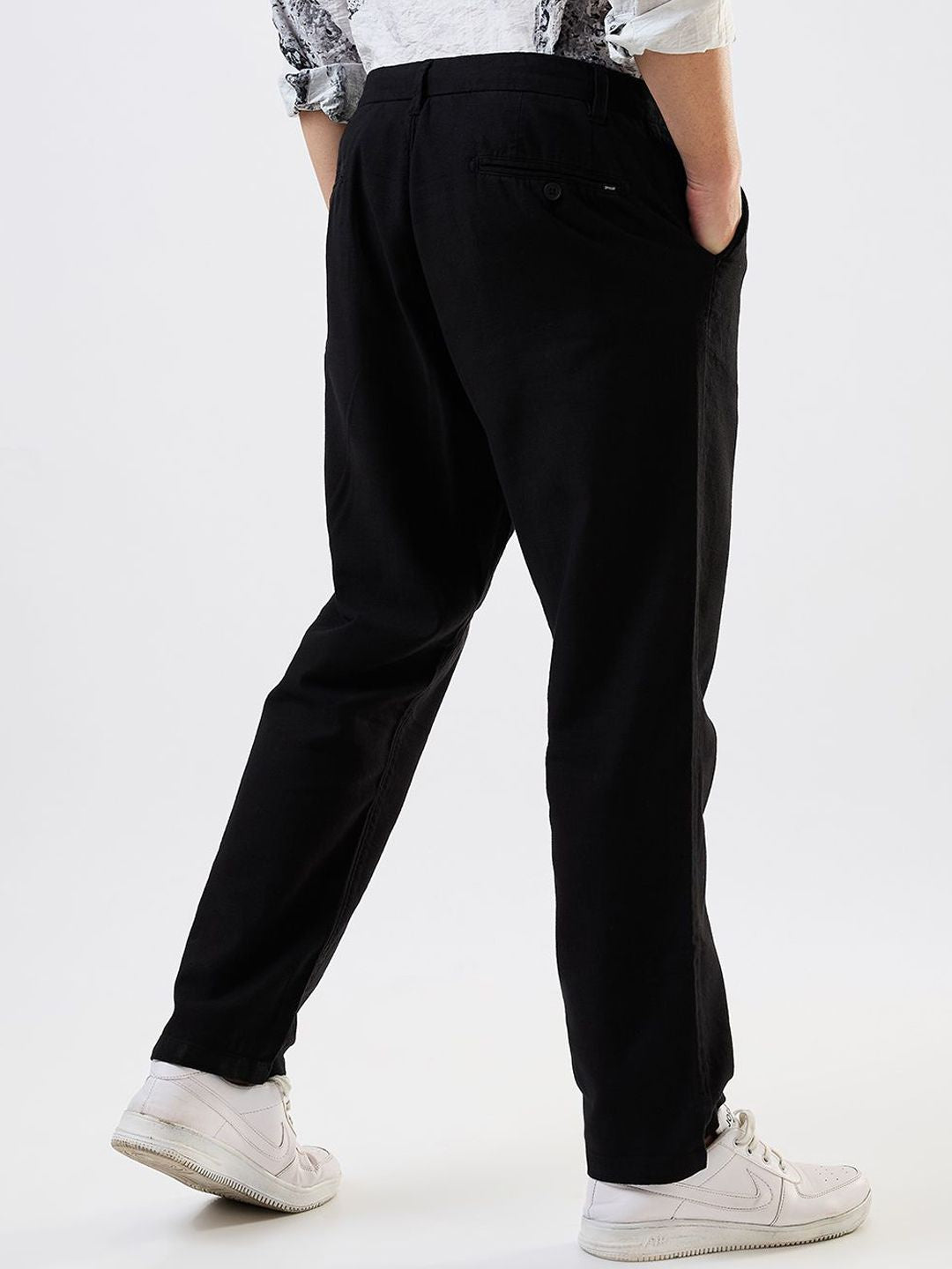 SPYKAR Men Mid-Rise Pleated Trousers