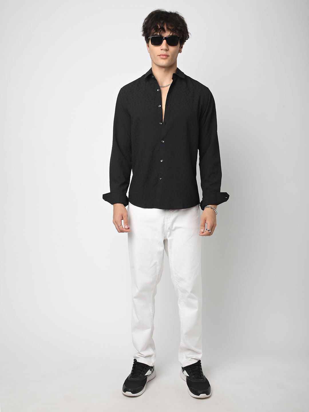 VASTRADO Men Classic Spread Collar Textured Solid Slim Fit Casual Shirt