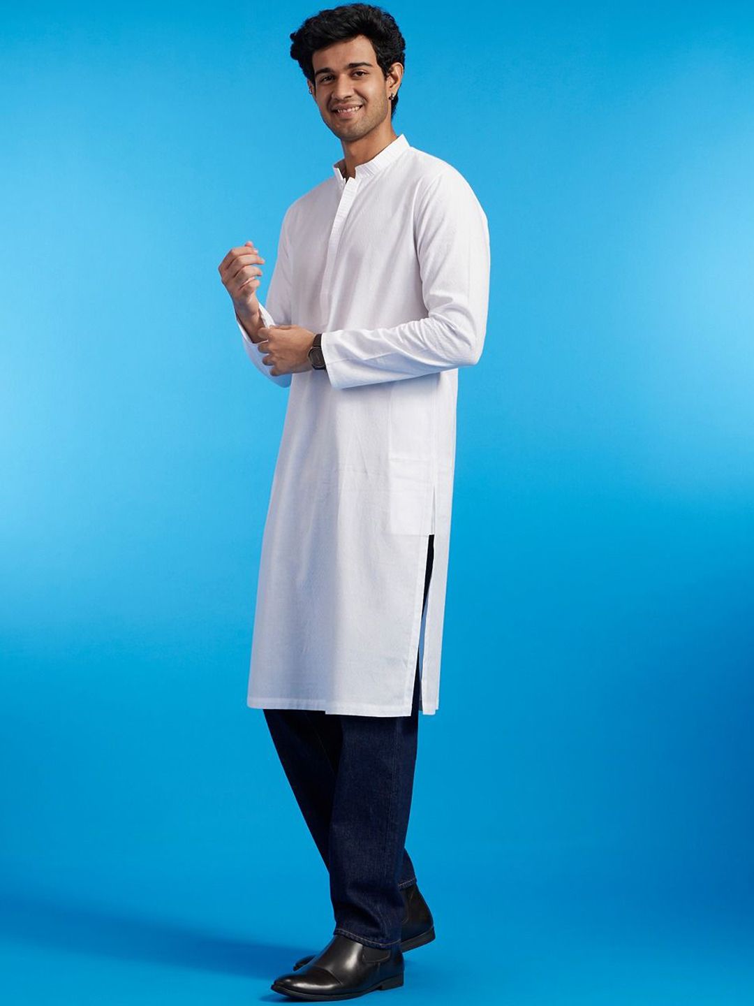 Diwas by Manyavar Geometric Woven Design Mandarin Collar Cotton Straight Kurta