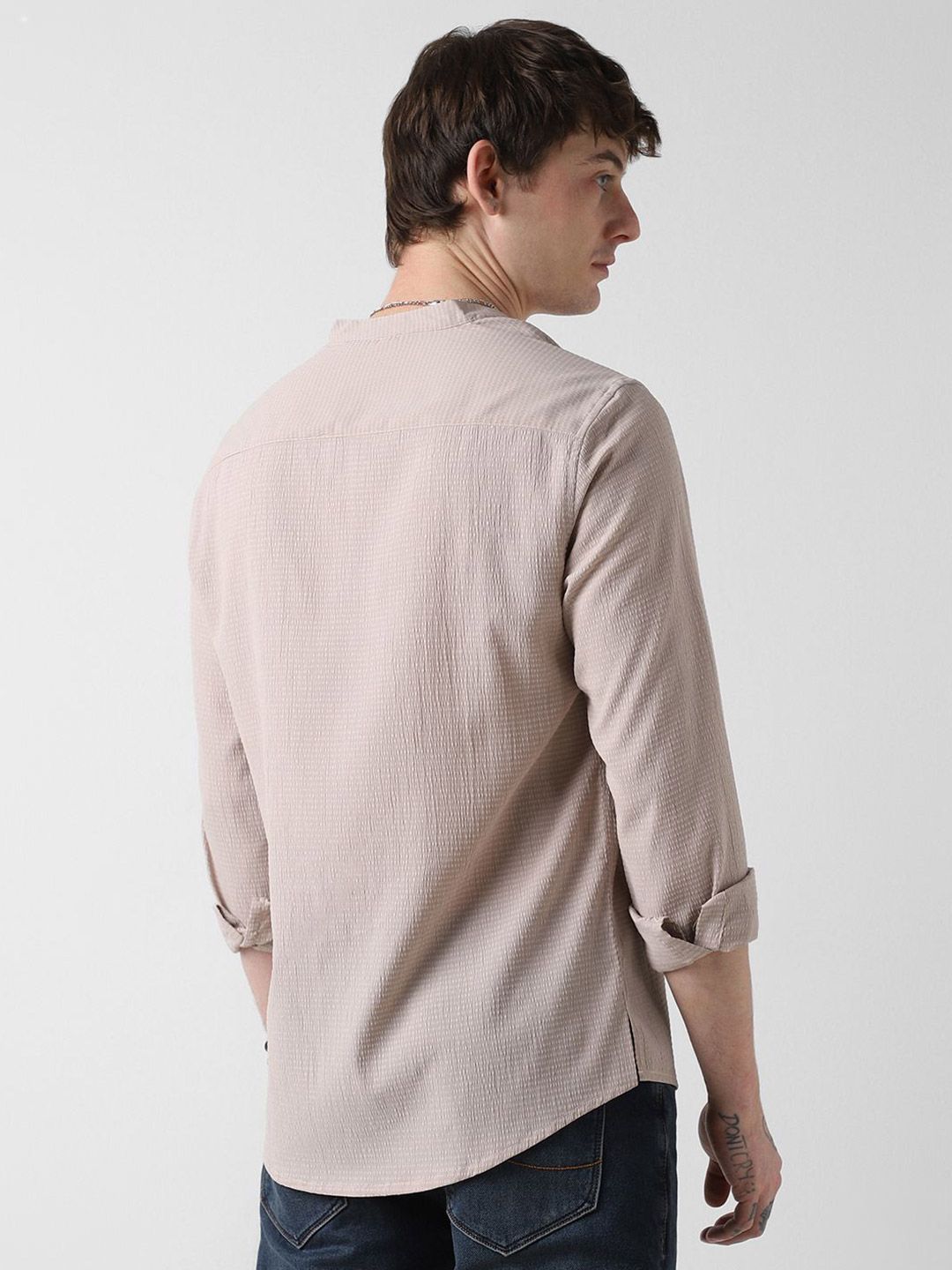 VASTRADO Self Design Mandarin Collar Seersucker Short Straight Kurta