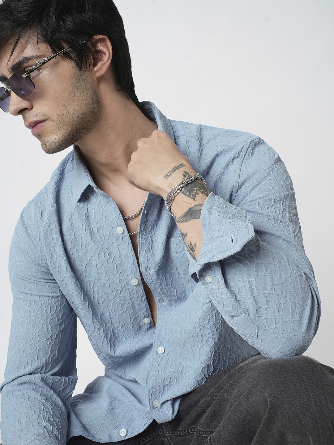 VASTRADO Men Classic Spread Collar Solid Slim Fit Casual Shirt