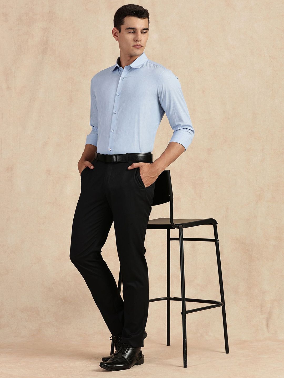 Thomas Scott Men Classic Slim Fit Solid Spread Collar Pure Cotton Formal Shirt