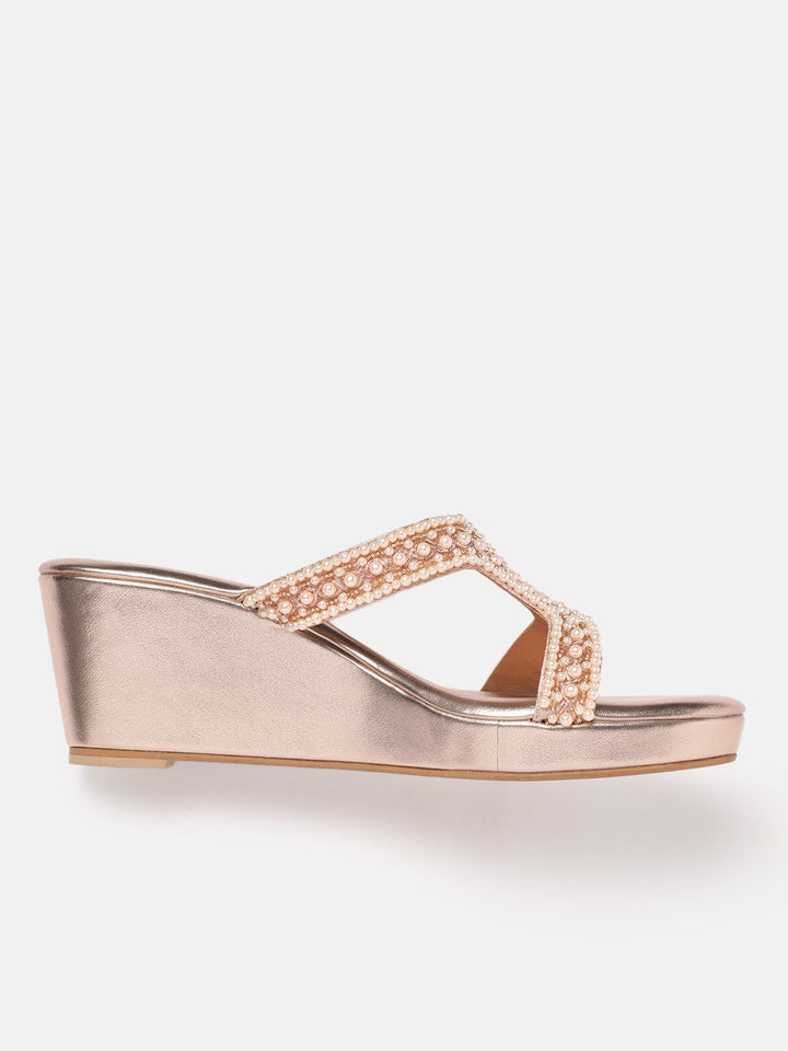 House of Pataudi Ethnic Embellished Wedge Heels