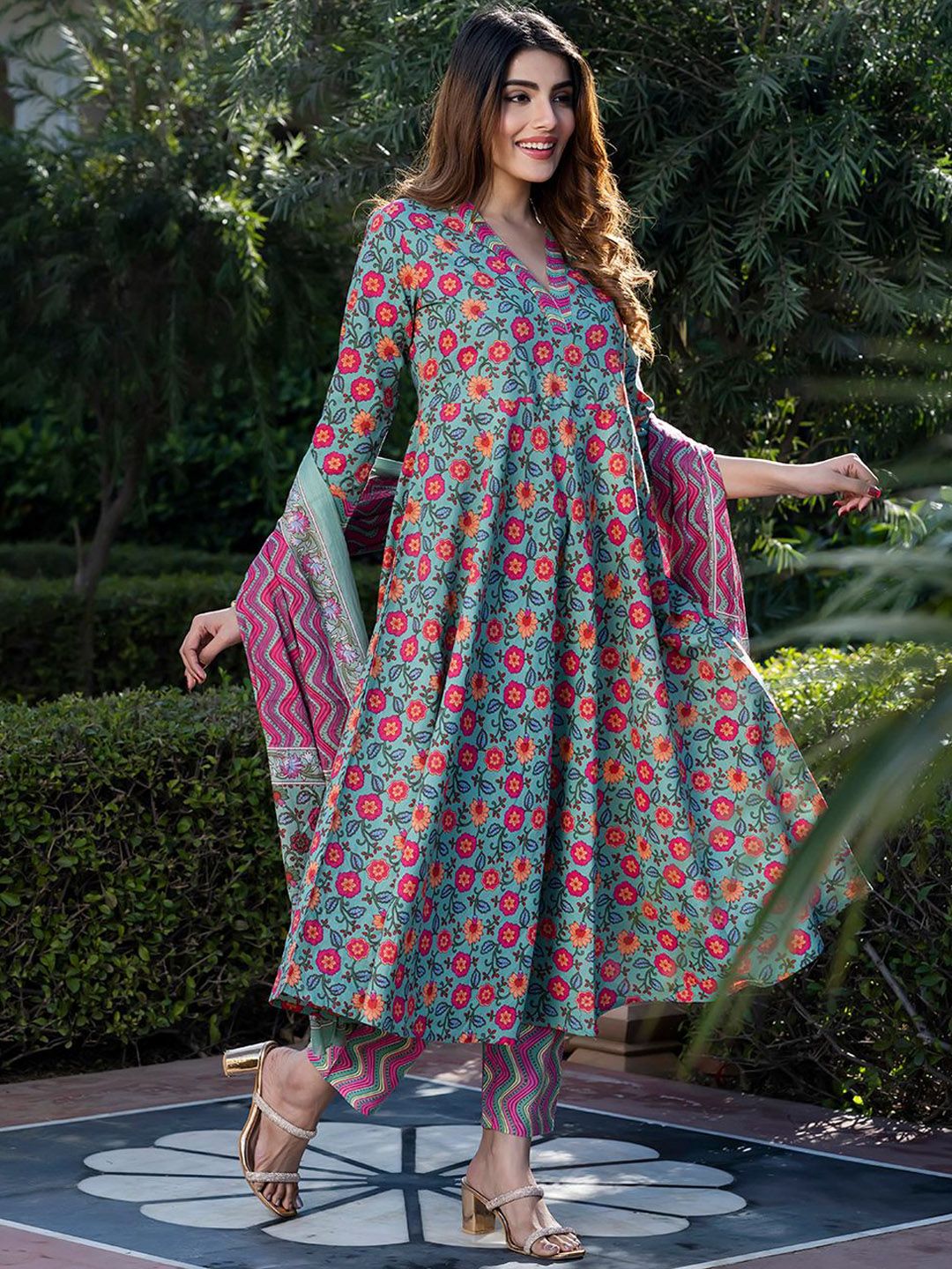 KALINI Women Floral Printed Regular Pure Cotton Kurta with Trousers & With Dupatta