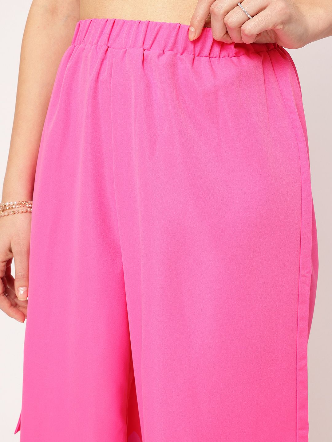 DressBerry Women The Urban Edge Cargo Style Toggle Hem Joggers