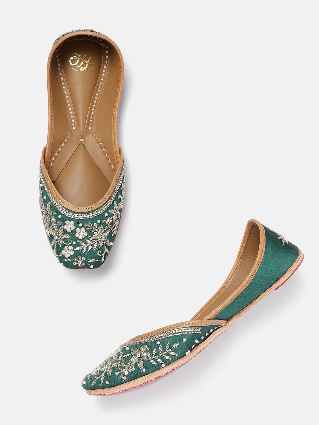 House of Pataudi Floral Embroidered Ethnic Mojaris