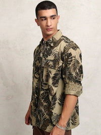 HIGHLANDER Men Tropical Printed Oversized Shirt With Flap Pockets