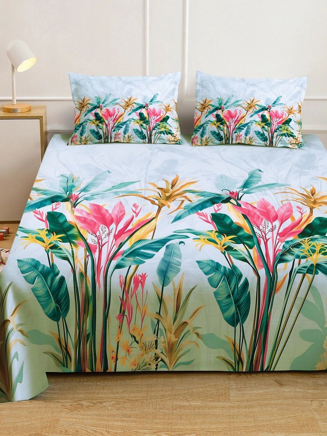 KLOTTHE Blue Floral Printed Flat 400 TC King 7D Bedsheet with 2 Pillow Covers