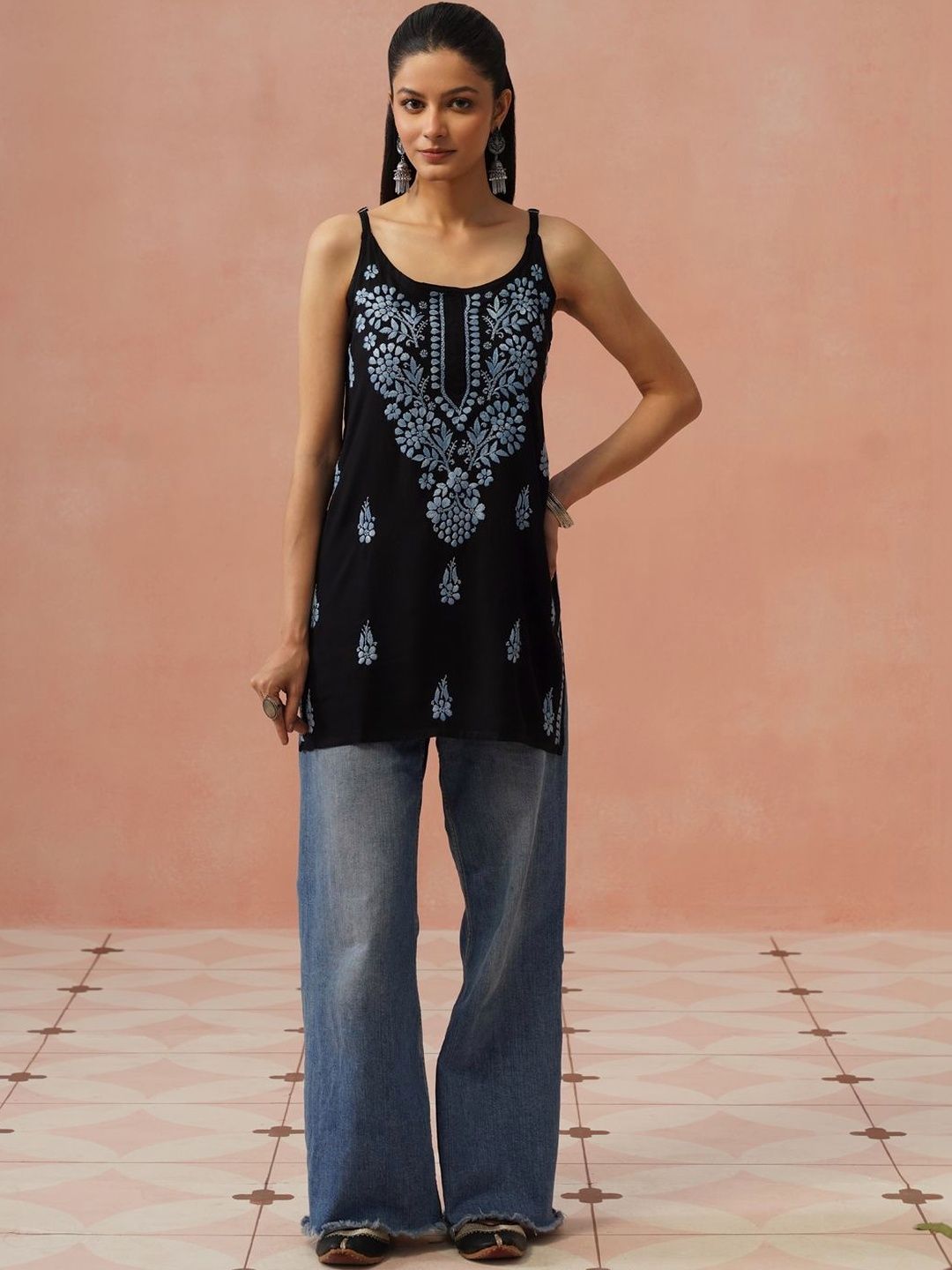 Rumah Wanita Chikankari Kurta Sulam Bunga