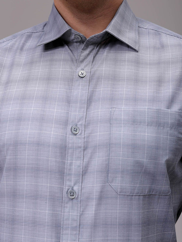 The Indian Garage Co. X Luxe Men Slim Fit Opaque Checked Formal Shirt