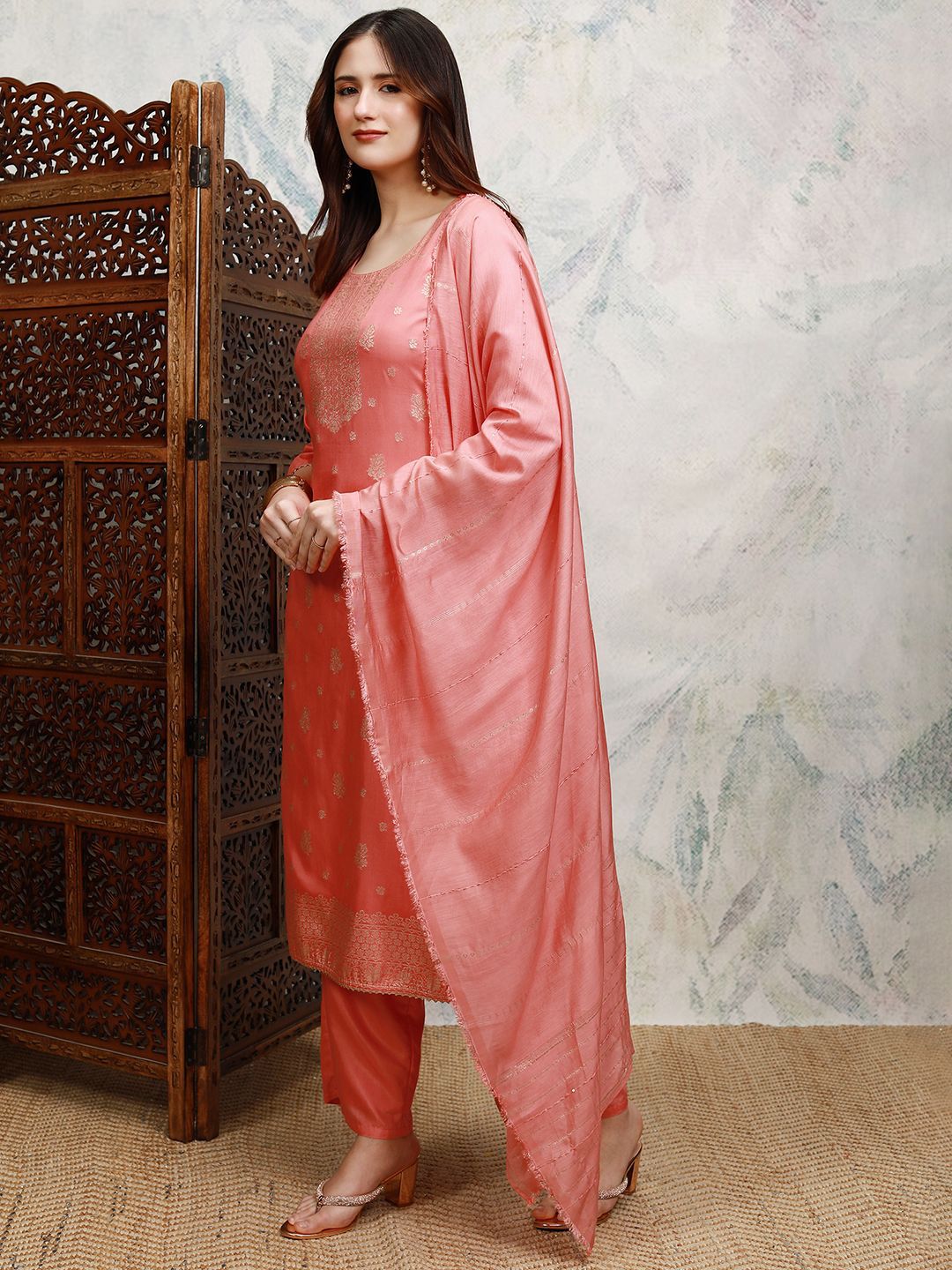 Vishudh Floral Printed Round Neck Straight Kurta with Trousers & Dupatta