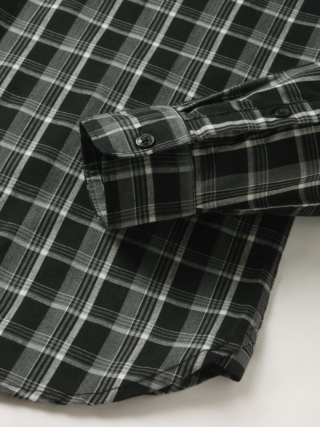 THE BEAR HOUSE Men Checked Slim Fit Button-Down Collar Pure Cotton Casual Shirt
