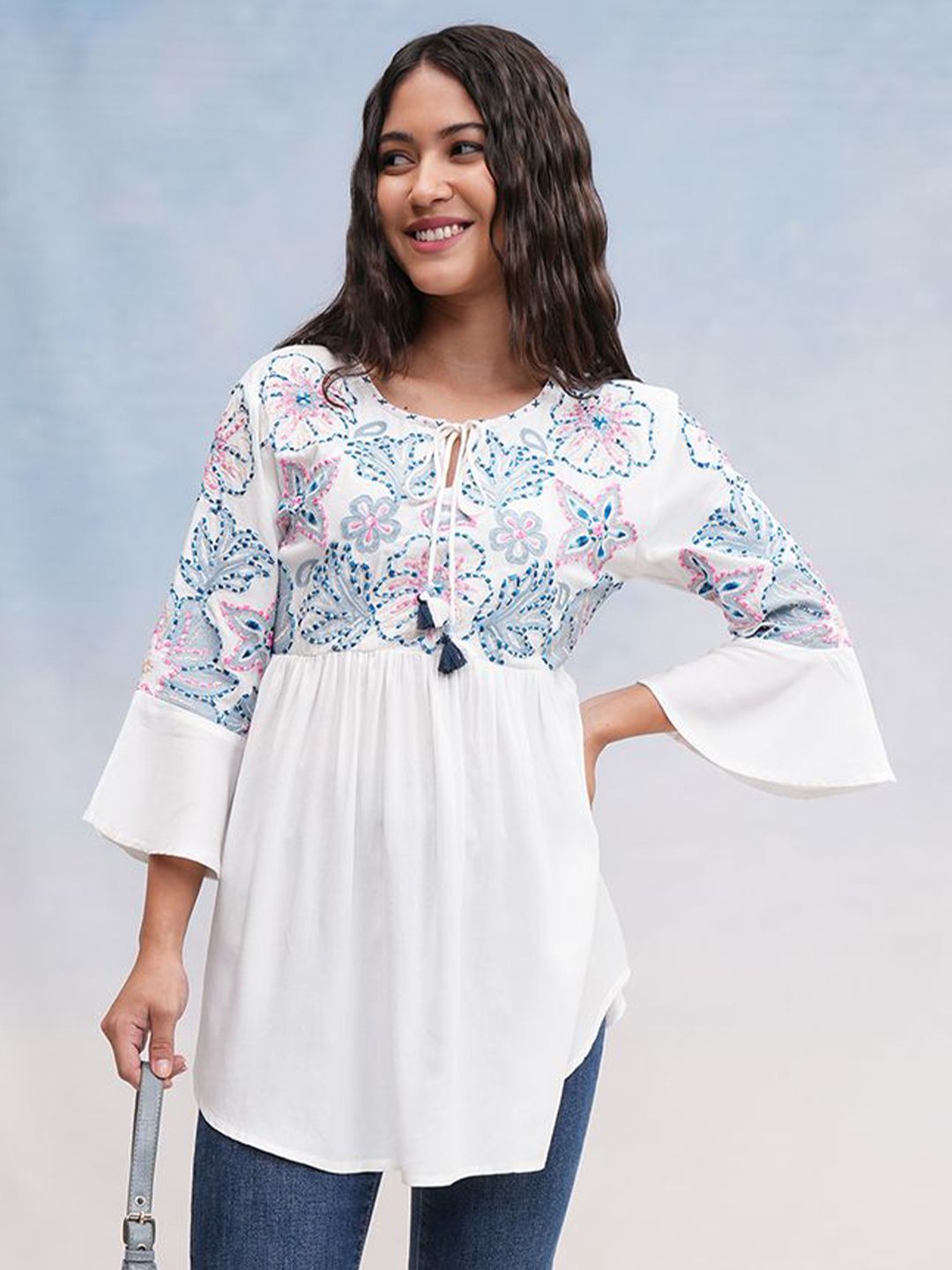 Vishudh Women Self Design Round Neck Top