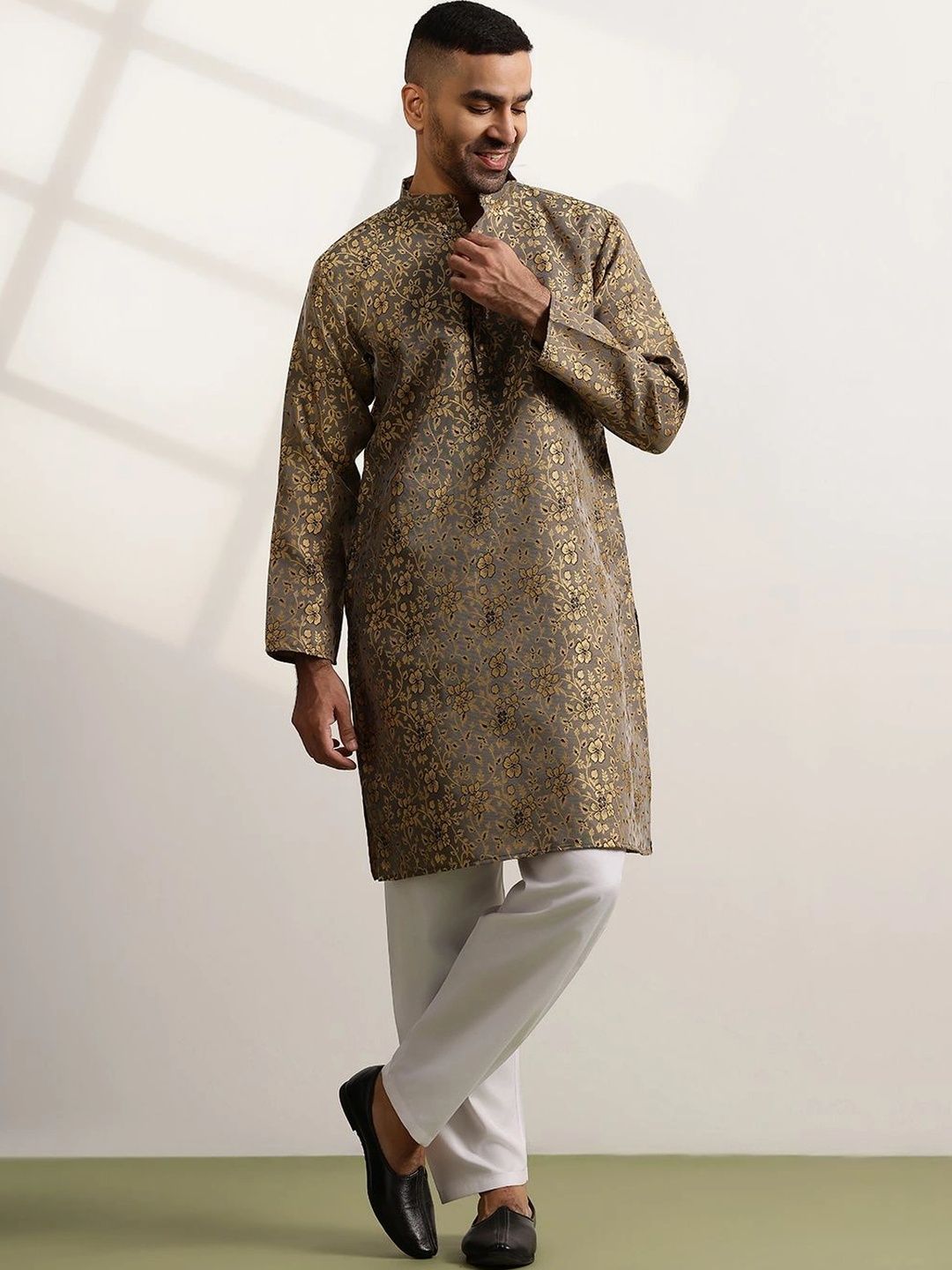 Anouk Men Floral Regular Kurta dengan Piyama