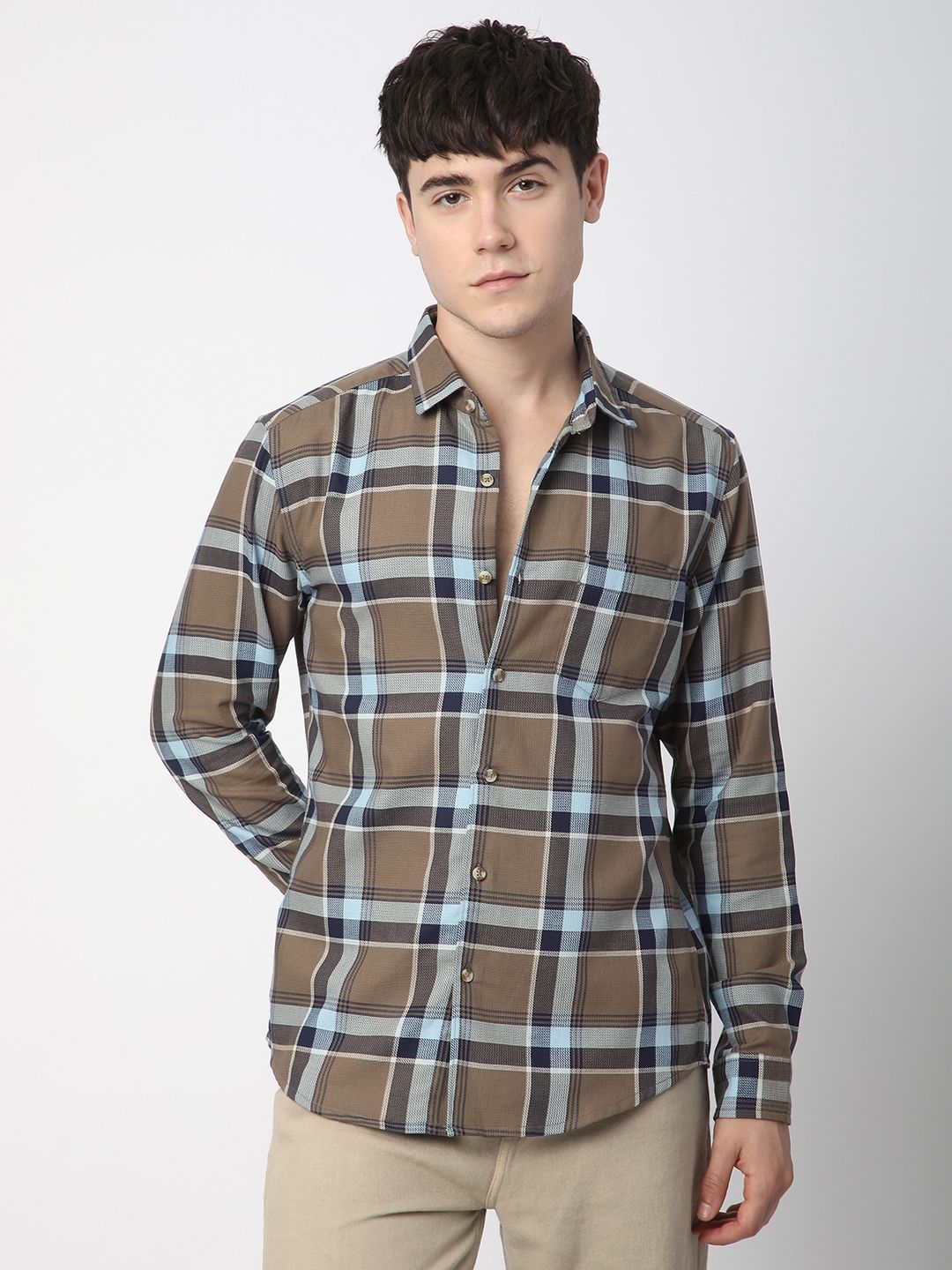 VASTRADO Men Classic Slim Fit Opaque Checked Casual Shirt