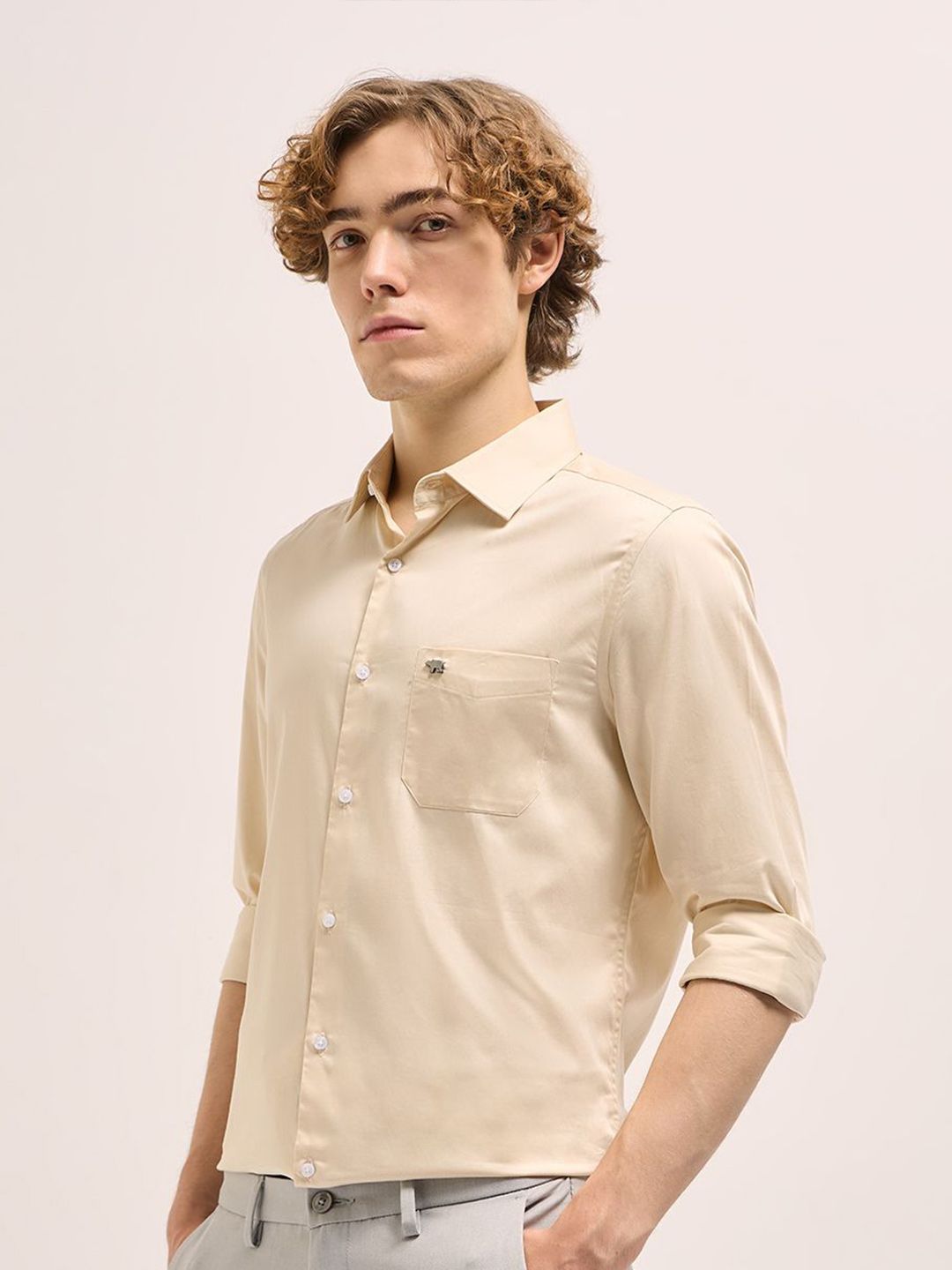 THE BEAR HOUSE Men Solid Tailored Fit Formal Shirt