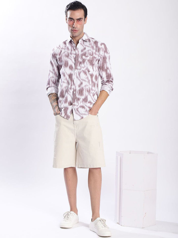Bene Kleed Men Relax Fit Distressed Denim Shorts