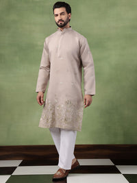 SOJANYA Men Floral Embroidered Kurta
