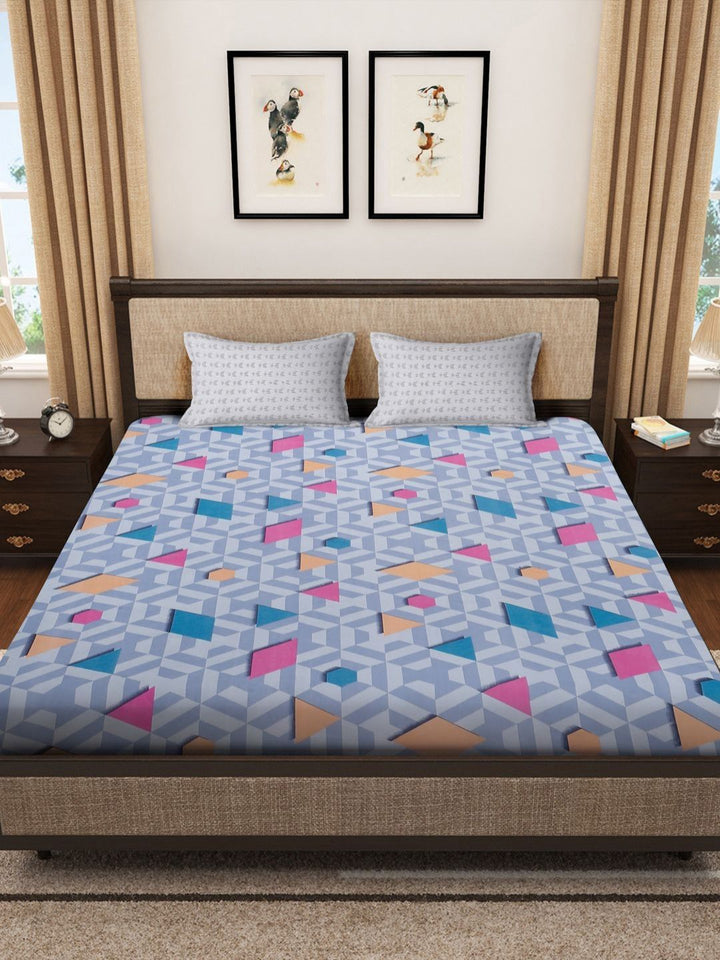 Myntra Elegant Homes Blue & Pink Geometric Printed Dilengkapi 300 TC King Bedsheet dengan 2 Sarung Bantal