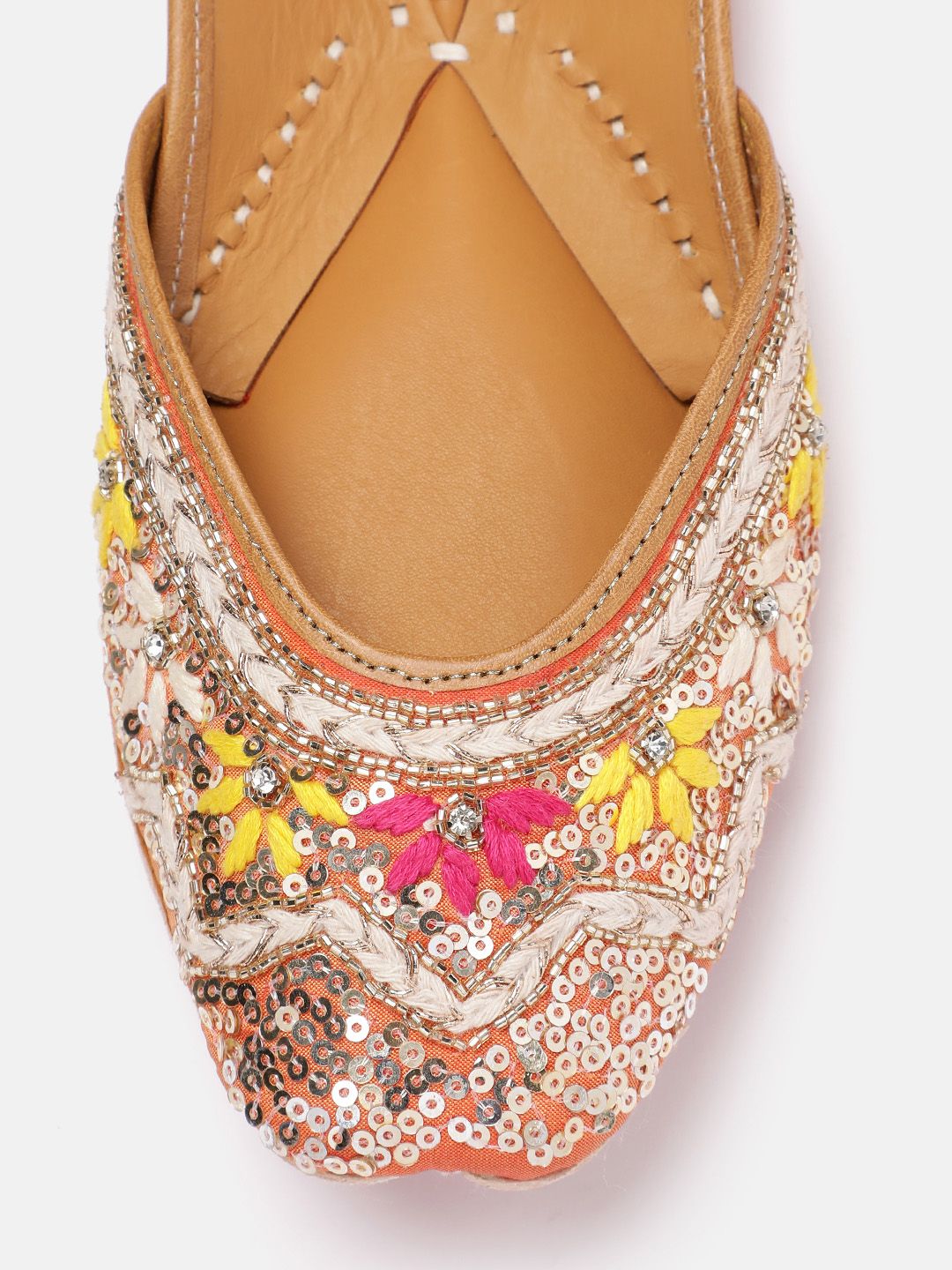 House of Pataudi Embroidered Detailed Mojaris