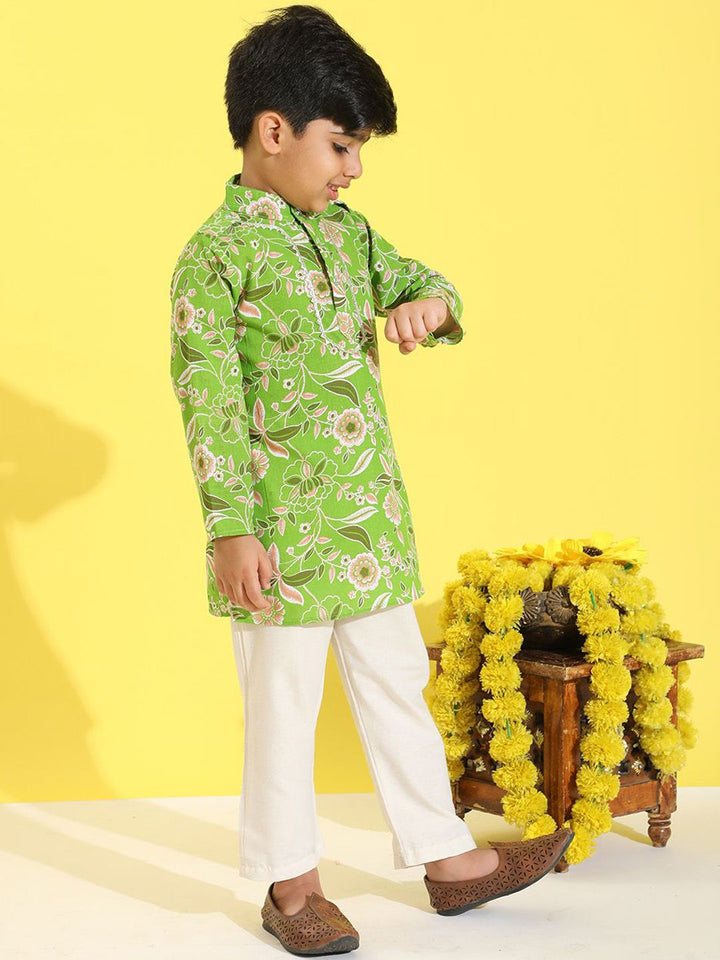 Cutiekins Boys Floral Printed Kurta with Pyjama