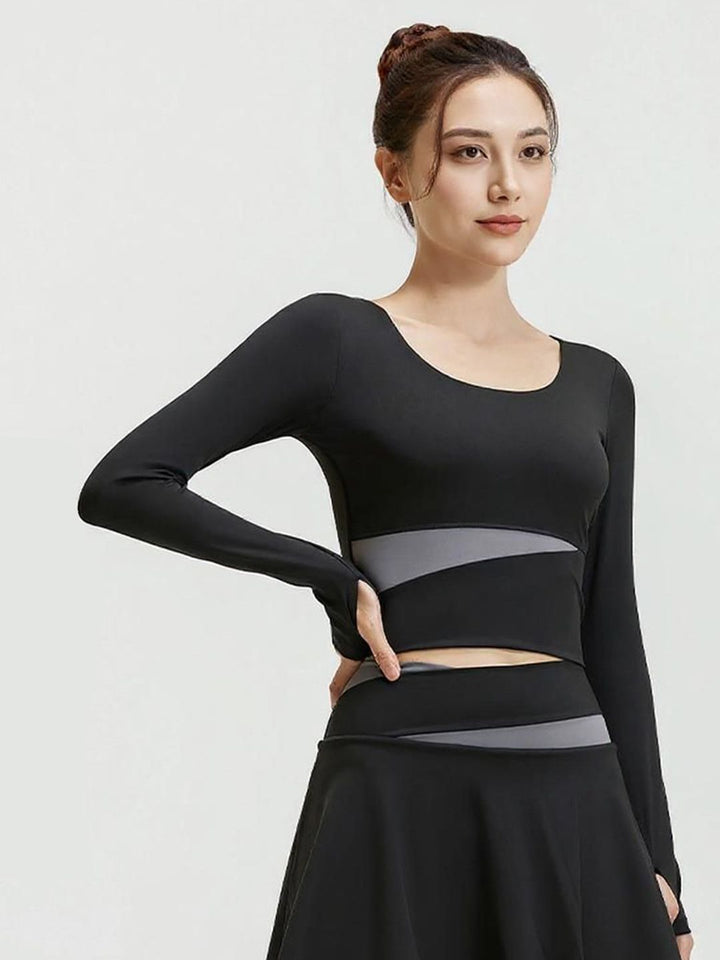 HRX by Hrithik Roshan Women Colourblocked Fitted Crop Top