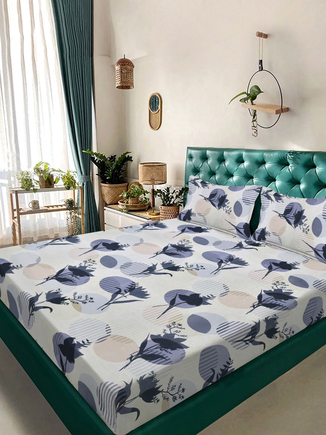 KLOTTHE Blue Floral Printed Dilengkapi 300 TC Double King Fine Bedsheet Dengan 2 Sarung Bantal