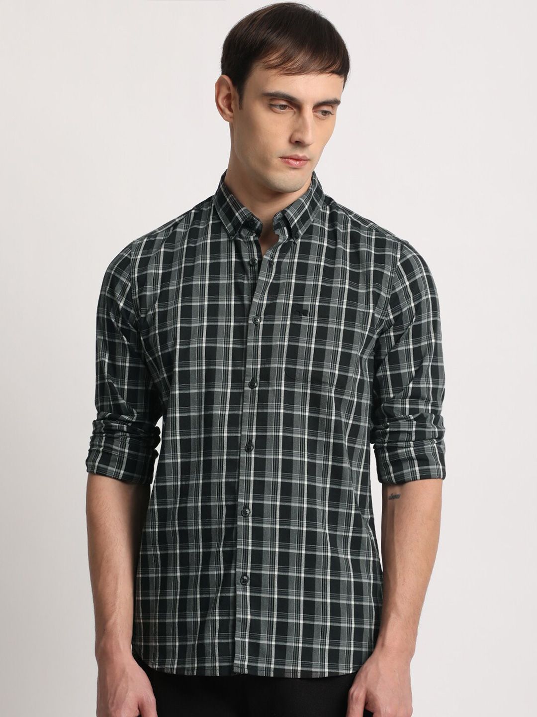 THE BEAR HOUSE Men Checked Slim Fit Button-Down Collar Pure Cotton Casual Shirt