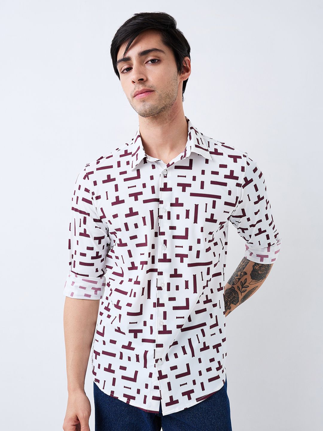 SPYKAR Men Spread Collar Geometric Printed Casual Shirt