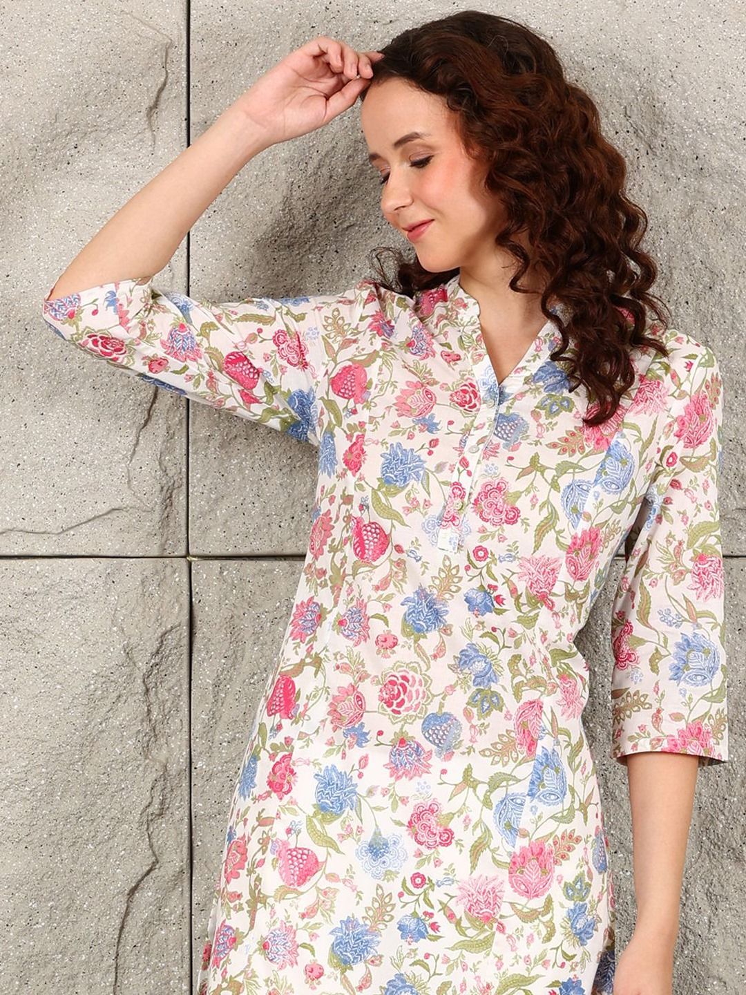 W Women Floral Kurta