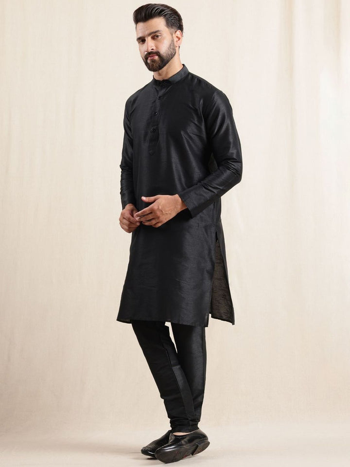 Anouk Men Mandarin Collar Kurta with Pyjamas With Woven Maroon Nehru Jacket
