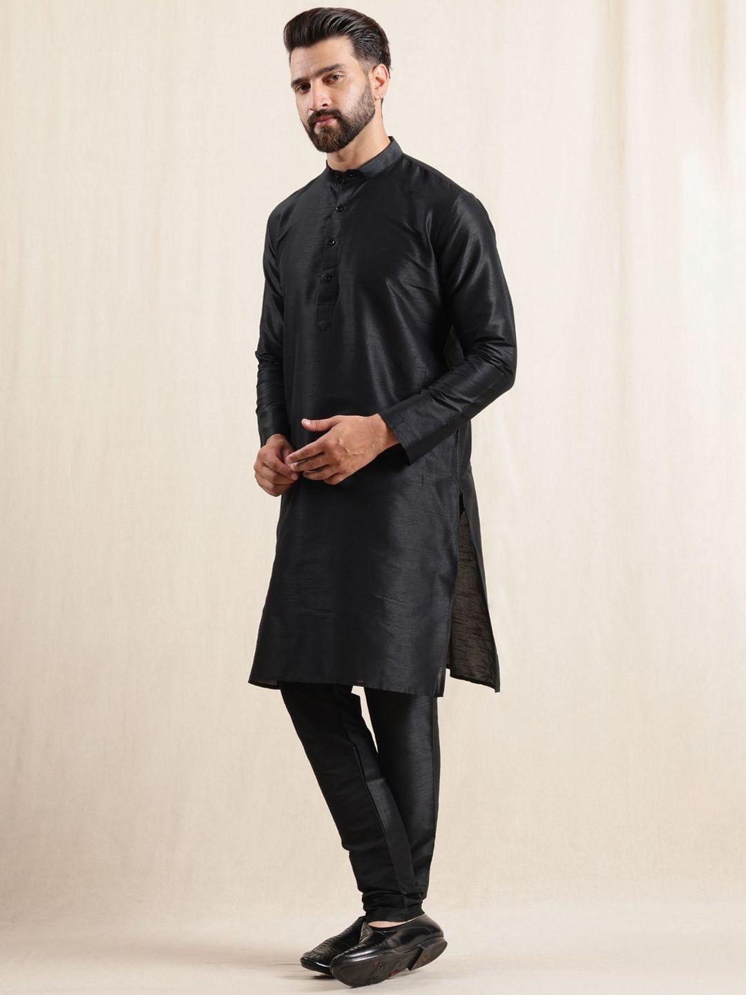 Anouk Men Mandarin Collar Kurta with Pyjamas With Woven Maroon Nehru Jacket