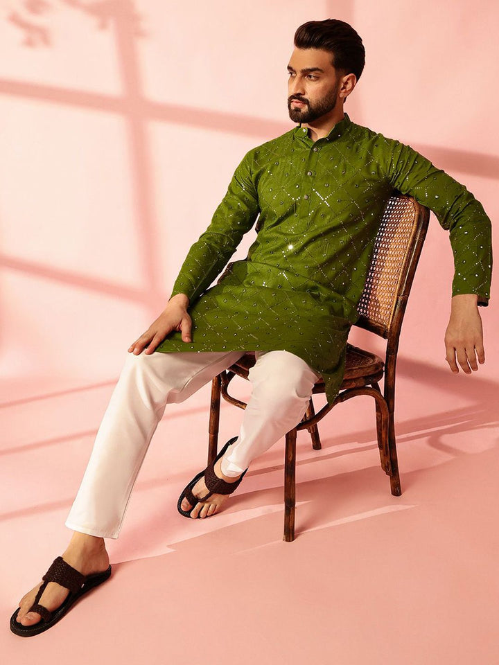 Anouk Geometric Embellished Mirror Work Cotton Straight Kurta