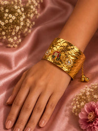 PANASH Wanita Brass Cubic Zirconia Enameled Gold Plated Cuff Bracelet