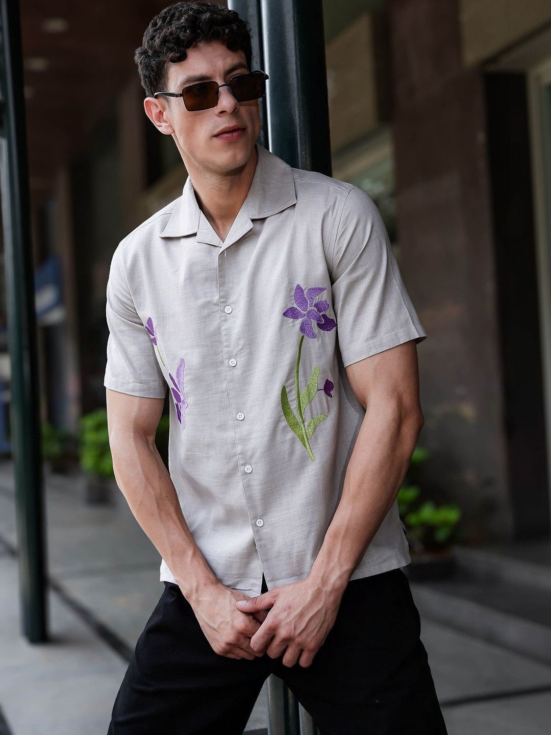 Eszett Men Floral Printed Casual Shirt