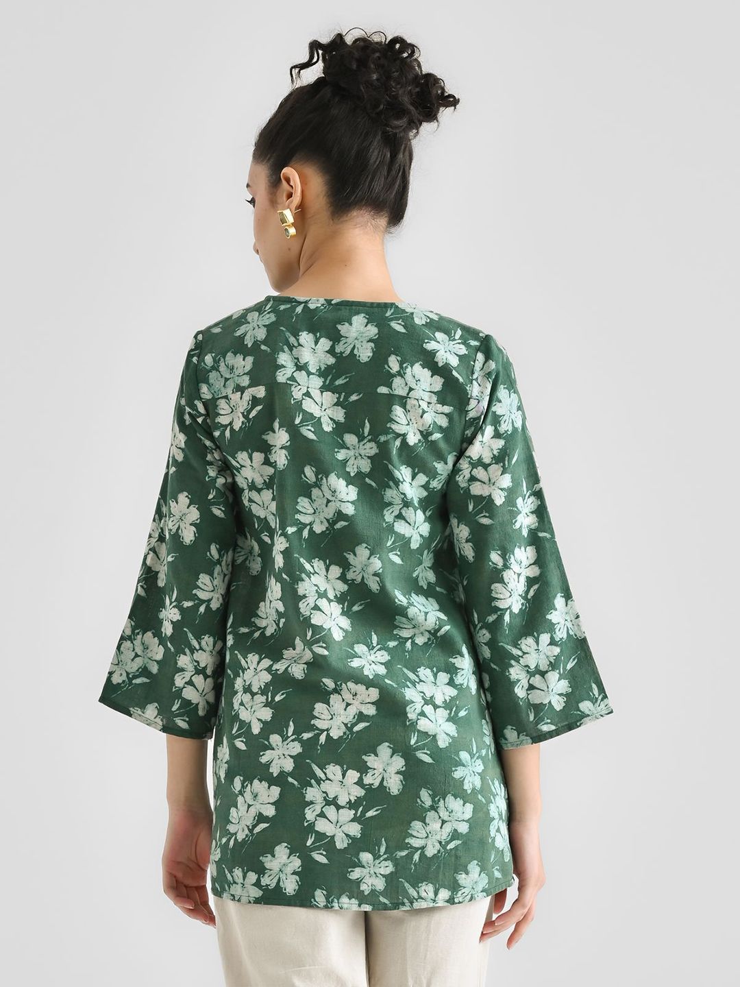 Rustorange Floral Printed V-Neck Pure Cotton Kurti