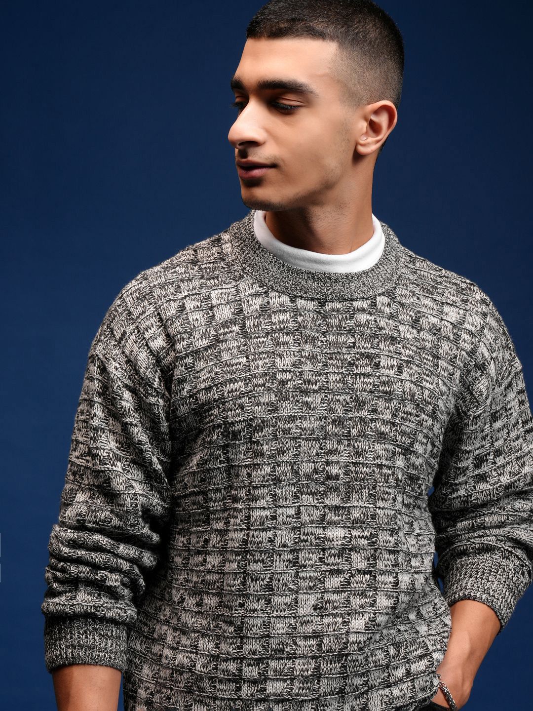 HIGHLANDER Men Round Neck Cable Knit Pullover